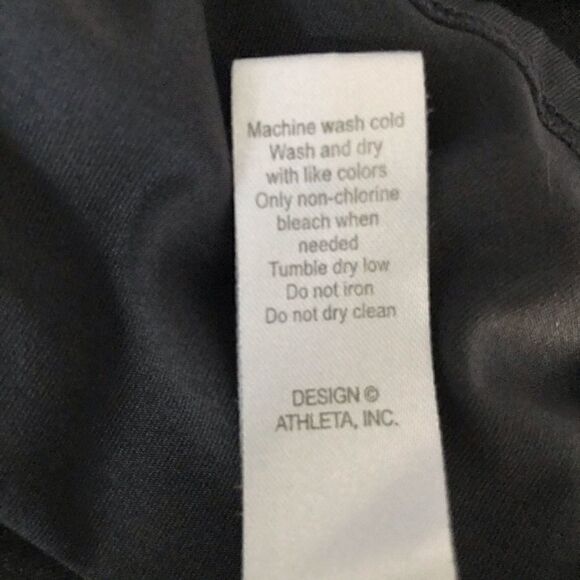Athleta Charcoal Gray Workout Athletic Top - Picture 9 of 9